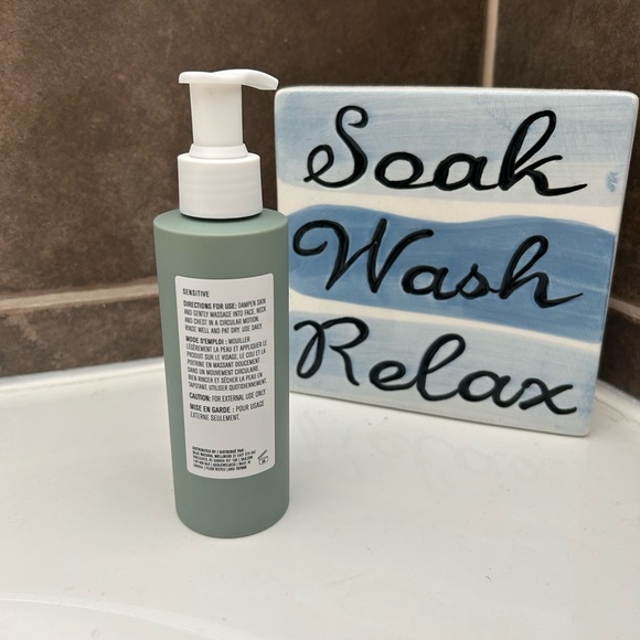 NWT Calm-O-Mile Gel Cleanser - Picture 2 of 3